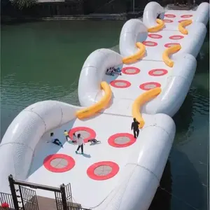 Equipamentos de diversões em lago controle de pressão constante material seguro pvdf ponte inflável