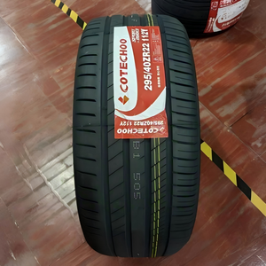 ยางสปอร์ต 295/40ZR22 112Y EV Tech สำหรับรถดัดแปลงแบบไวด์บอดี้ - Product Image 1