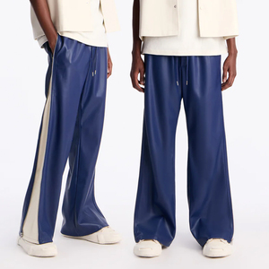 Pantalon de survêtement large en cuir pour homme KingSen, avec empiècements latéraux contrastants, taille à cordon de serrage et fermeture éclair aux chevilles, coupe décontractée, style streetwear - Product Image 1