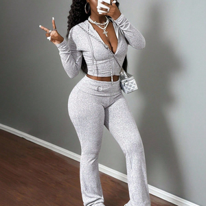 ชุดเซ็ต 2 ชิ้น แฟชั่นฤดูหนาวใหม่ รุ่น G01656C สำหรับผู้หญิง ผ้าริบ สีพื้น กางเกงทรงสกินนี่ สไตล์สตรีทแวร์ - Product Image 1