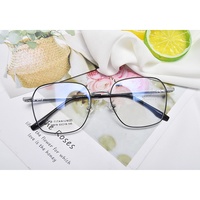 Montures optiques en titane prêtes à l'emploi Lunettes de vue légères classiques Lentilles de lecture réglables unisexes