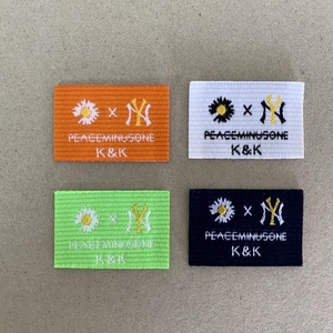 Étiquette tissée personnalisée en fer avec logo, en polyester et coton, à coudre sur les vêtements et les sacs, étiquettes principales lavables pour vêtements - Product Image 3