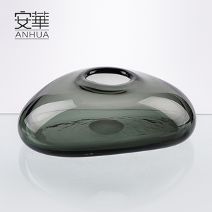 Vase en verre vert clair moderne, vase de table en verre ondulé fait à la main, art déco, design nordique, décoration de la maison, mariage - Product Image 2