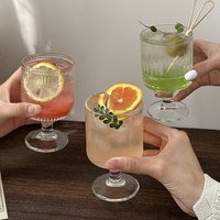 Gobelet en verre gaufré vintage à motifs variés, avec pied, pour jus, cocktails, desserts, pour la maison, les restaurants, les mariages, la vaisselle de table