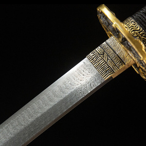 Épée artisanale forgée à la main Longquan, 102 cm, Dragon Slayer, épée japonaise, acier composite texturé Damas, épée d'entraînement COS, cadeau - Product Image 3