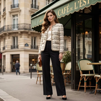 Nouveau style 2026 : Cachemire grossier, motif à carreaux noir et blanc, bords ornés de perles, col rond, style parisien élégant
