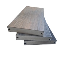 140*24mm ignifugé rainuré extérieur Pvc Decking anti-dérapant Pvc-ASA extérieur plancher imperméable solide PVC Decking