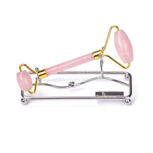 In magazzino! Di alta qualità produttore invecchiamento <span class=keywords><strong>viso</strong></span> massaggiatore <span class=keywords><strong>giada</strong></span> quarzo rosa <span class=keywords><strong>rullo</strong></span> e guasha in una scatola - Product Image 3