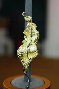 Vente en gros de broche feuille d'or de luxe bijoux en argent sterling 925 zircon cubique pour mariage et fête - Product Image 3