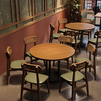 Chaise de salle à manger en bois de style Mid-Century Modern avec dossier en rotin et assise rembourrée verte pour café, bistrot, restaurant - Vente en gros