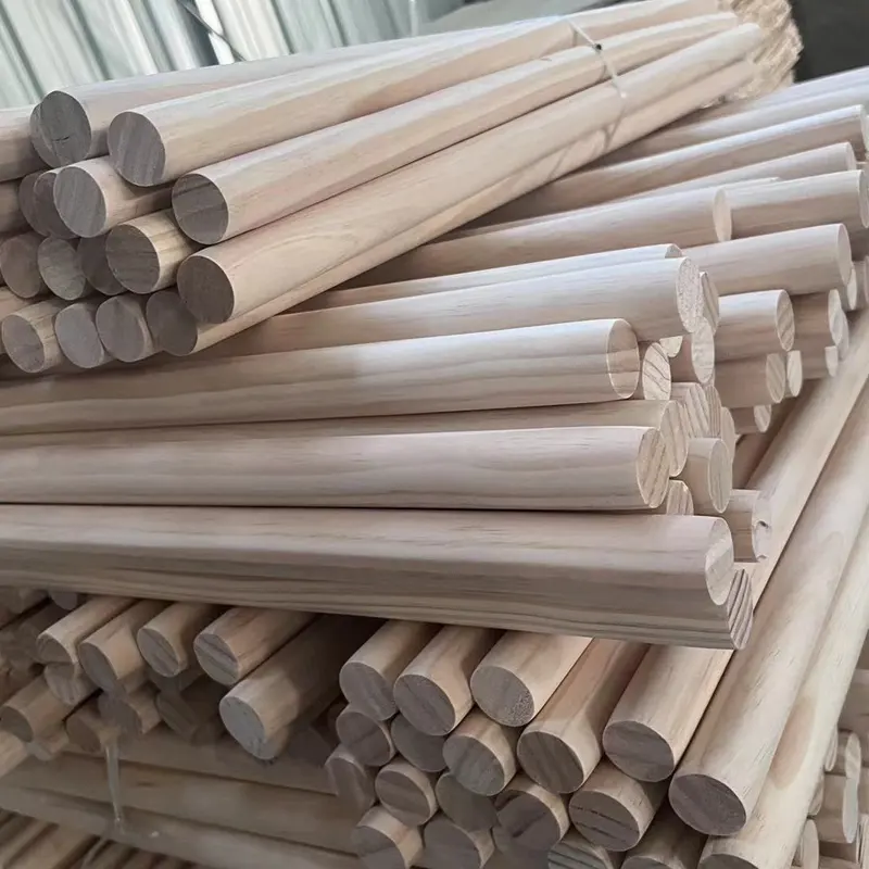 DIYの未完成の木製の棒の丸い棒のためのカスタマイズされた複数のサイズの固体木製の棒