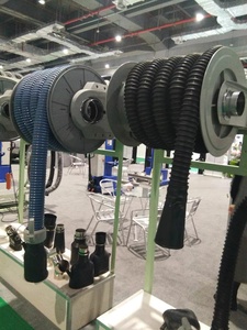 Sistema di Avvolgimento Tubo di Scarico con Telecomando |   Estrattore di Fumi Resistente al Calore per Centri di Assistenza Automobilistica - Product Image 4