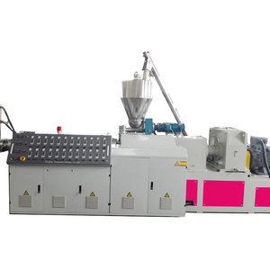 Machine d'extrusion de rouleaux de <span class=keywords><strong>tapis</strong></span> de sol en <span class=keywords><strong>PVC</strong></span> Ligne de production de <span class=keywords><strong>tapis</strong></span> de sol en <span class=keywords><strong>PVC</strong></span> - Product Image 3