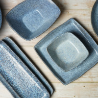 Bandeja Rectangular para Servir Granilla Fountain de 30x15 cm, Vajilla de Cerámica con Diseño de Puntos Azules