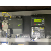 Machine d'étiquetage automatique électrique PLC double face pour surfaces avant et arrière de bouteilles, bocaux et boîtes en carton