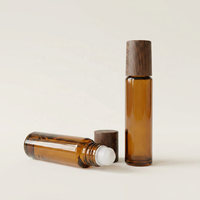 Flacons roll-on en verre ambré de 5 ml, 10 ml, 15 ml pour huiles essentielles, avec couvercle en bois de noyer et bouchon PP, rechargeables, avec bille en verre ou en acier pour parfum