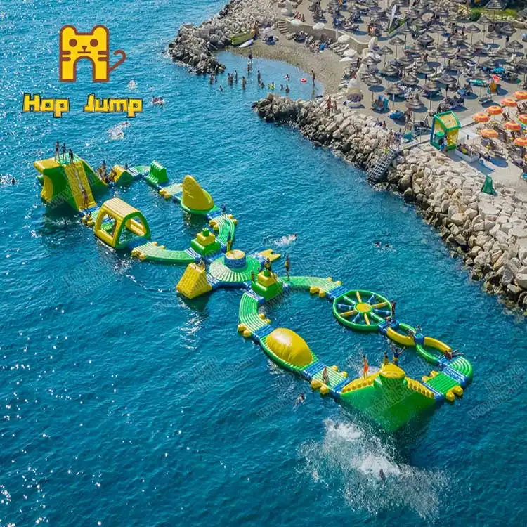 Aqua Park Tiup Luar Ruangan Di Danau Peralatan Bermain Air Komersial Olahraga Air Mengambang Taman Air untuk Dewasa dan Anak-anak