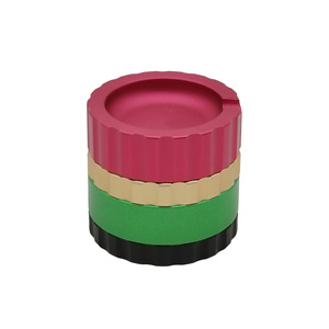 Broyeur à herbes en aluminium de haute qualité avec logo personnalisé, broyeur à tabac en métal, 4 pièces, accessoires pour fumer, boutique de fumeurs avec cendrier - Product Image 3