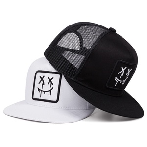 Nouvelle casquette de baseball unisexe avec broderie visage souriant, polyvalente, toutes saisons, mode, chapeau de soleil à visière, vente en gros fabricant - Product Image 1