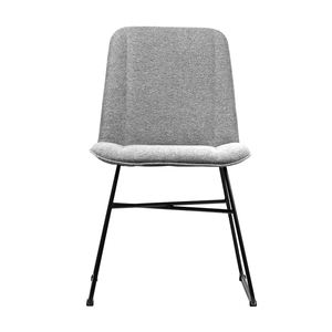 Chaise <span class=keywords><strong>de</strong></span> salle <span class=keywords><strong>à</strong></span> manger <span class=keywords><strong>à</strong></span> pieds en métal avec dossier et siège rembourrés Commercial <span class=keywords><strong>Garde</strong></span> Hospitality Furniture - Product Image 2