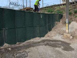 Hot Dipped Galvanized Welded <strong>Gabion</strong> Wire <strong>Mesh</strong> Bastion Defensive Barrier for Flood Control and Cages - Product Image 4