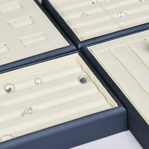 Plateaux d'affichage personnalisés pour pierres précieuses Plateaux de luxe en velours pour diamants Plateaux d'affichage pour pierres précieuses à la mode - Product Image 5