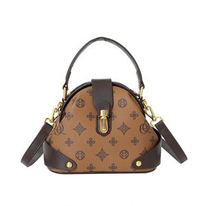 Vegan Geometric Pattern PU Leather Bucket Handbag with Anti-Theft <b>Lock</b> & <b>Portable</b> for Beach & Daily Use - Product Image 3