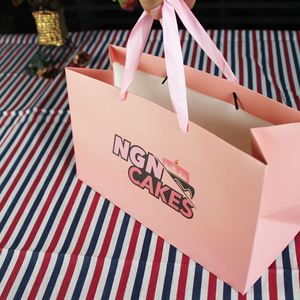Sacs en papier personnalisés avec logo imprimé, écologiques, pour cadeaux, vêtements, cosmétiques, sacs en papier blanc en carton pour le shopping - Product Image 4