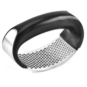 Presse-ail manuel 3-en-1 en acier inoxydable avec rayures et brosse de nettoyage Presse-ail multifonctionnelle pour gingembre - Product Image 5