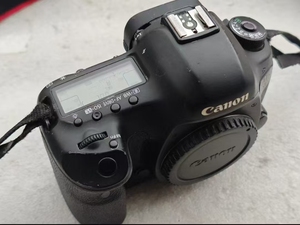 Appareil photo numérique d'occasion de haute qualité 5D <span class=keywords><strong>Mark</strong></span> <span class=keywords><strong>III</strong></span> 22MP, 90% neuf esthétiquement, appareil photo plein format - Product Image 2
