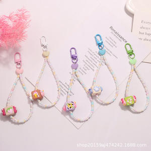 Nuevo colgante de llavero de coche pintado a mano cuadrado de dibujos animados, accesorios de cuentas de arroz coloridos frescos, funda para auriculares, decoración - Product Image 1