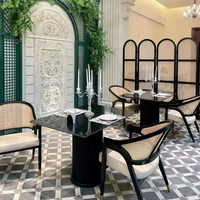 Solution de design d'intérieur tout-en-un, table de salle à manger de luxe pour restaurant et hôtel, plateau en faux marbre durable et écologique, usage commercial
