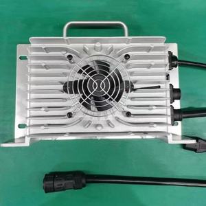 Cargador de Batería de Litio LFP BETETEK 58.4V 20A para Carrito de Golf, Carcasa de Acero Resistente, Enchufe Estándar GB EU US, Personalizable, 3 Años de Garantía - Product Image 6