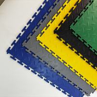 Qualité supérieure Meilleur prix Robuste Revêtement de sol industriel en PVC Emboîtement Carreaux de sol en plastique pour garage