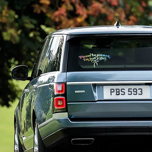Pegatina divertida para coche, calcomanía de vinilo con la frase «Por favor, ten paciencia, soy solo una chica» para parachoques y ventana, adecuada para Toyota, <span class=keywords><strong>Honda</strong></span>, BMW - Product Image 3