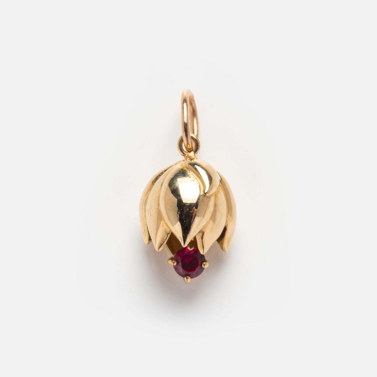 Pendentif Lotus en or - Juillet