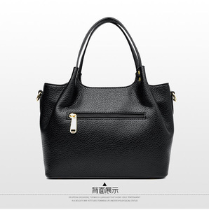 Nouveau Sac Fourre-tout Élégant et Tendance en Cuir PU Grande Capacité pour Femmes, Fermeture Éclair, Sac Bandoulière avec Poignée, Idéal pour les Mamans d'Âge Moyen - Product Image 5