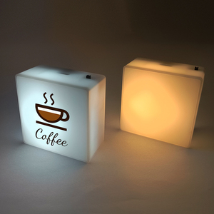 Nouvelle petite publicité magnétique pour réfrigérateur, en plastique écologique, imprimée UV, personnalisée, rechargeable, LED carrée, 4,9x4,9 cm - Product Image 3