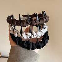 Serre-tête en dentelle OEM, accessoire capillaire en tulle plissé, style petite fragrance, pince à cheveux, serre-tête en tulle maillé à perles pour le dessus de la tête, beige