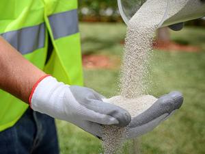 Phosphate Monocalcique (MDCP) de Qualité Alimentaire de Grande Usine, Matière Première de Haute Pureté pour Améliorer la Valeur Nutritionnelle des Aliments - Product Image 4