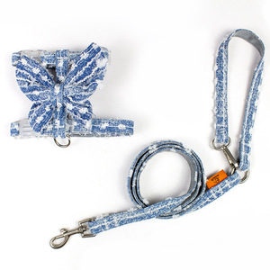Ensemble de laisse pour chat en denim avec nœud papillon, laisse anti-évasion en forme de I pour chat britannique à poils courts bleu et blanc et chat Ragdoll - Product Image 3