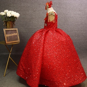 Nuovo Arrivo: Abito Rosso per Ragazze con Stella a Cinque Punte, Perline e Paillettes in Poliestere e Cotone per Esibizioni e Canto - Product Image 5