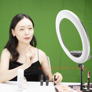 Anillo de luz LED <span class=keywords><strong>360</strong></span> para selfis, iluminación de 22 pulgadas con trípode, maquillaje, YouTube, TikTok - Product Image 1