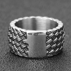 Bague en acier inoxydable tressé 11 mm pour homme, bijou de mode, usage quotidien, design géométrique, style rond - Product Image 4