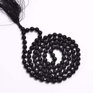 Collier tendance à pampilles et perles Mala, collier de yoga noué avec pampilles - Product Image 1