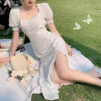 Robe d'été style français vintage amincissante mi-mollet à manches bouffantes à pois
