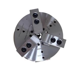 Mandril Neumático MO-08 de Taiwán Qiandao, Mandril de Acero para Torno, Cilindro Incorporado para Sujeción - Product Image 1