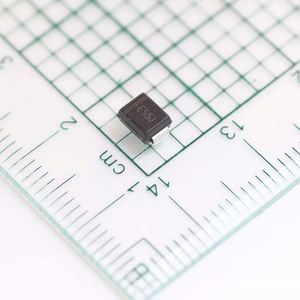 new-original ES5JB SMB DO-214AA Diodes Ultra Fast Recovery Diodes 5A 1.7V 600V 35ns - Product Image 1
