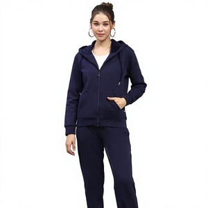 Ensemble de survêtement bleu marine personnalisé pour femme – Hoodie zippé et pantalon de jogging – Tenue de sport athlétique, entraînement, fitness, décontractée et active - Product Image 1
