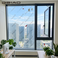 Ventana Abatible con Rotura de Puente Térmico DBIAO, Moderna y de Bajo Consumo, con Mosquitera Integrada, Apertura Exterior, para Villas y Hoteles Costeros